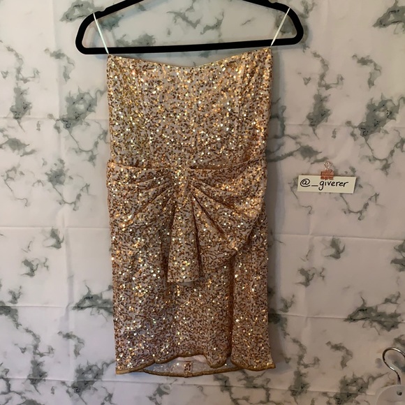 M Gold Sequin Bow Prom / Formal Dress Arden B - Picture 9 of 17
